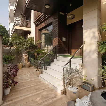 Aravali Woods 4 Bhk With Mini Movie Theatre In Gurgaon-2